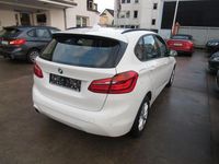 Gebraucht BMW 218 Advantage 140 PS (102 kW) 2018 Weiß Kombi
