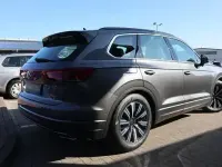Gebraucht VW Touareg Elegance 381 PS (280 kW) 2023 Grau SUV