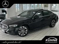 Gebraucht Mercedes E220 Advanced 197 PS (144 kW) 2025 Lack obsidianschwarz Limousine