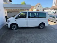 Gebraucht VW Multivan 102 PS (75 kW) 2018 Weiß Van / Kleinbus