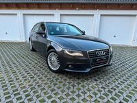 Gebraucht Audi A4 160 PS (117 kW) 2010 Grau Kombi