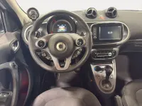 Używany Smart ForFour Passion 90 KM (66 kW) 2019 Biały Hatchback