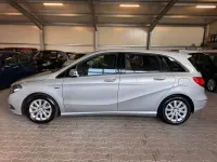 Gebraucht Mercedes B200 156 PS (114 kW) 2012 Silber Kleinwagen