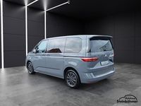 Gebraucht VW Multivan Basis 150 PS (110 kW) 2023 Pure grey (grau) Van