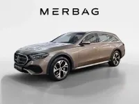 Gebraucht Mercedes E450 367 PS (269 kW) 2025 Metalliclack samtbraun Kombi