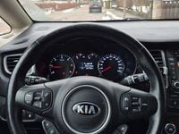 Gebraucht Kia Carens 116 PS (85 kW) 2015 Weiß Van / Kleinbus