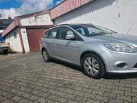 Gebraucht Ford Focus 105 PS (77 kW) 2011 Silber Kombi