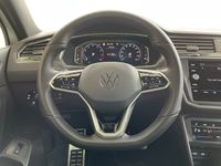 gebraucht VW Tiguan Allspace 2,0 TSI R-Line 4Mot AHK Pano Standhzg Matrix