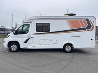 Gebraucht Weinsberg CaraCompact 131 PS (96 kW) 2016 Weiß Van