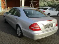 Gebraucht Mercedes E240 177 PS (130 kW) 2003 Silber Limousine