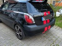 Gebraucht Kia Rio Attract 97 PS (71 kW) 2010 Schwarz Limousine