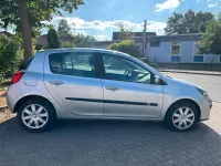 Gebraucht Renault Clio 111 PS (81 kW) 2005 Silber Kleinwagen