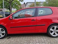 Usata VW Golf 90 CV (66 kW) 2004 Rosso Coupé