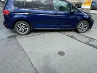 Gebraucht VW Touran Sound 110 PS (80 kW) 2018 Blau Van / Kleinbus