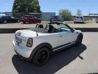 Gebraucht Mini Cooper Cabriolet 122 PS (89 kW) 2012 White silver metallic Cabrio