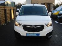 Gebraucht Opel Combo Edition 102 PS (75 kW) 2020 Weiß Van / Kleinbus