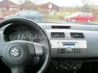Gebraucht Suzuki Swift 92 PS (67 kW) 2009 Weiß Kleinwagen