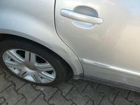 Gebraucht VW Passat Highline 131 PS (96 kW) 2003 Silber Kombi