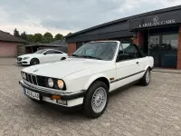 Gebraucht BMW 325 171 PS (125 kW) 1987 Weiß Cabrio