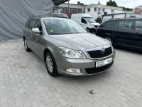 Gebraucht Skoda Octavia Ambiente 102 PS (75 kW) 2009 Beige Kombi