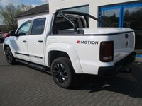 Używany VW Amarok Dark Label 204 KM (150 kW) 2019 Biały Pickup