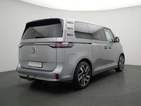 Gebraucht VW ID. Buzz Pro 150 kW (204 PS) 2023 Grau / monosilber Van / Kleinbus