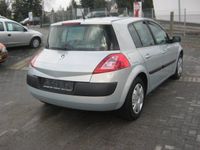 Gebraucht Renault Mégane II 113 PS (83 kW) 2003 Silber metallic Limousine