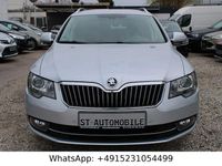 Gebraucht Skoda Superb Elegance 160 PS (117 kW) 2013 Silber Kombi