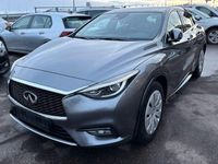 Gebraucht Infiniti Q30 Sport Tech 109 PS (80 kW) 2016 Grau Limousine