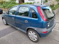 Używany Opel Corsa 75 KM (55 kW) 2002 Niebieski Hatchback