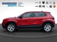 Neu Jeep Avenger Altitude 110 PS (80 kW) 2026 Rotschwarz SUV