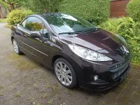 Gebraucht Peugeot 207 CC Allure 120 PS (88 kW) 2014 Braun Cabrio