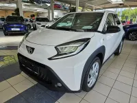 Gebraucht Toyota Aygo X 72 PS (52 kW) 2025 Schneeweiß SUV