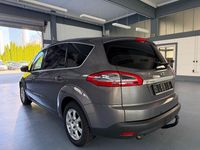 Gebraucht Ford S-MAX Titanium 160 PS (117 kW) 2013 Braun Van / Kleinbus
