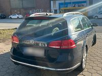 Gebraucht VW Passat Highline 170 PS (125 kW) 2012 Blau Kombi