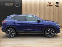 gebraucht Nissan Qashqai Akari 1.3 DCT *NAVI*LEDER*