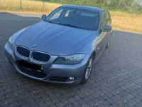 Gebraucht BMW 320 Sport Line 184 PS (135 kW) 2011 Grau Kombi