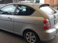Gebraucht Hyundai Accent 97 PS (71 kW) 2007 Silber Limousine