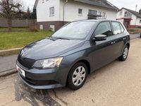 Gebraucht Skoda Fabia Active 75 PS (55 kW) 2017 Quarzgrau metallic Kleinwagen
