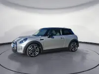 Używany Mini Cooper Classic 136 KM (100 kW) 2023 Srebrny Hatchback