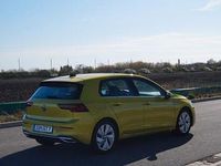 Gebraucht VW Golf VIII Edition 150 PS (110 kW) 2020 Gelb Limousine