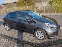 Gebraucht Kia Rio Edition 7 84 PS (61 kW) 2017 Grau Limousine