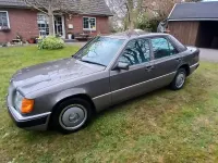 Gebraucht Mercedes 200 75 PS (55 kW) 1991 Limousine