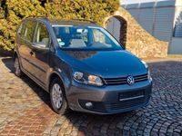 Gebraucht VW Touran Trendline 105 PS (77 kW) 2013 Grau Van / Kleinbus