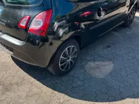 Gebraucht Renault Twingo 75 PS (55 kW) 2014 Schwarz Kleinwagen