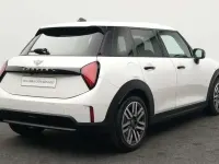 Używany Mini Cooper Classic 114 kW (156 KM) 2025 Biały Hatchback