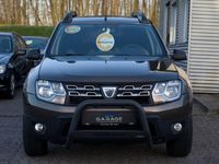 Gebraucht Dacia Duster Lauréate 114 PS (83 kW) 2017 Braun SUV