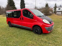 Gebraucht Renault Trafic 114 PS (83 kW) 2010 Rot Van / Kleinbus