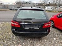 Gebraucht Mercedes E220 170 PS (125 kW) 2010 Schwarz Kombi