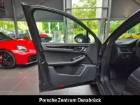 Gebraucht Porsche Macan 265 PS (194 kW) 2021 Vulkangraumetallic SUV